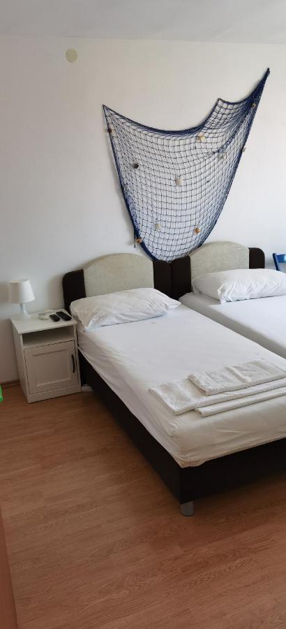 Apartmani Neva Супетар Екстериор снимка