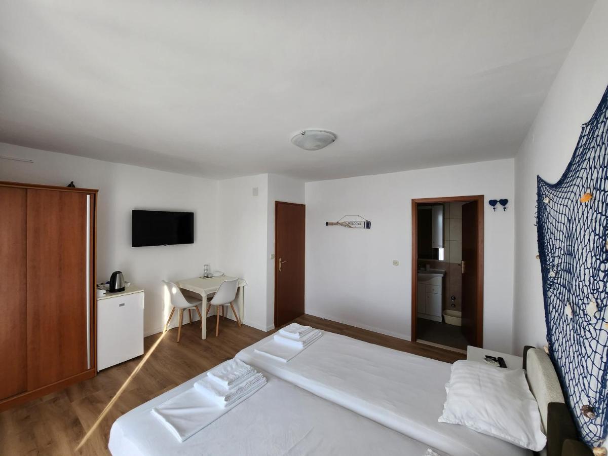 Apartmani Neva Супетар Екстериор снимка
